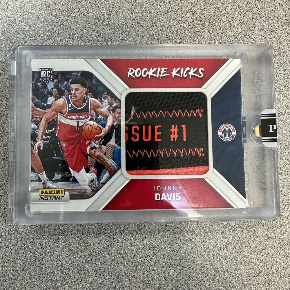 2022-23 Panini Instant Basketball Johnny Davis Rookie Kicks 1 /10 RC #RK-10 Shoe